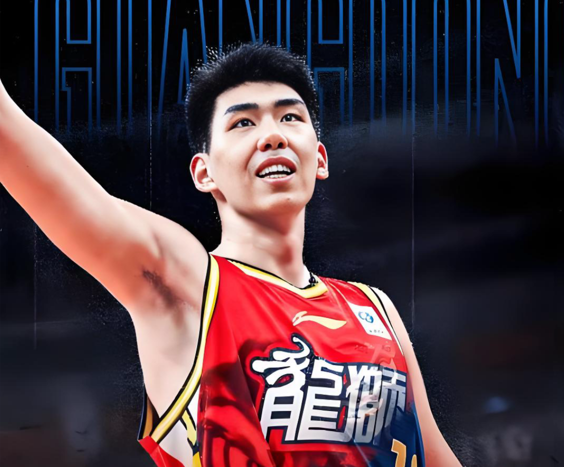 英超直播-6盖帽！解说：身价要暴涨了 球迷：可代替周琦参加世预赛