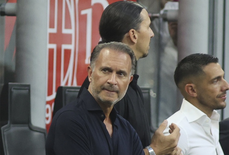 英超直播-米体：红鸟资本创始人卡尔迪纳莱回访米兰，与球队高层及球员会面