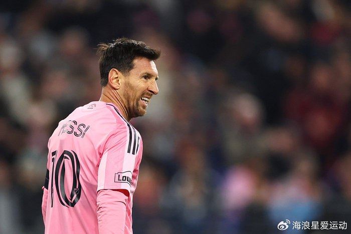 体育赛事视频直播-梅西冲击900球，比C罗场次更少、更年轻！阿扎尔：他是历史最佳！|莱昂内尔·梅西|埃登·阿扎尔|克里斯蒂亚诺·罗纳尔多|足球|里程碑_新浪新闻