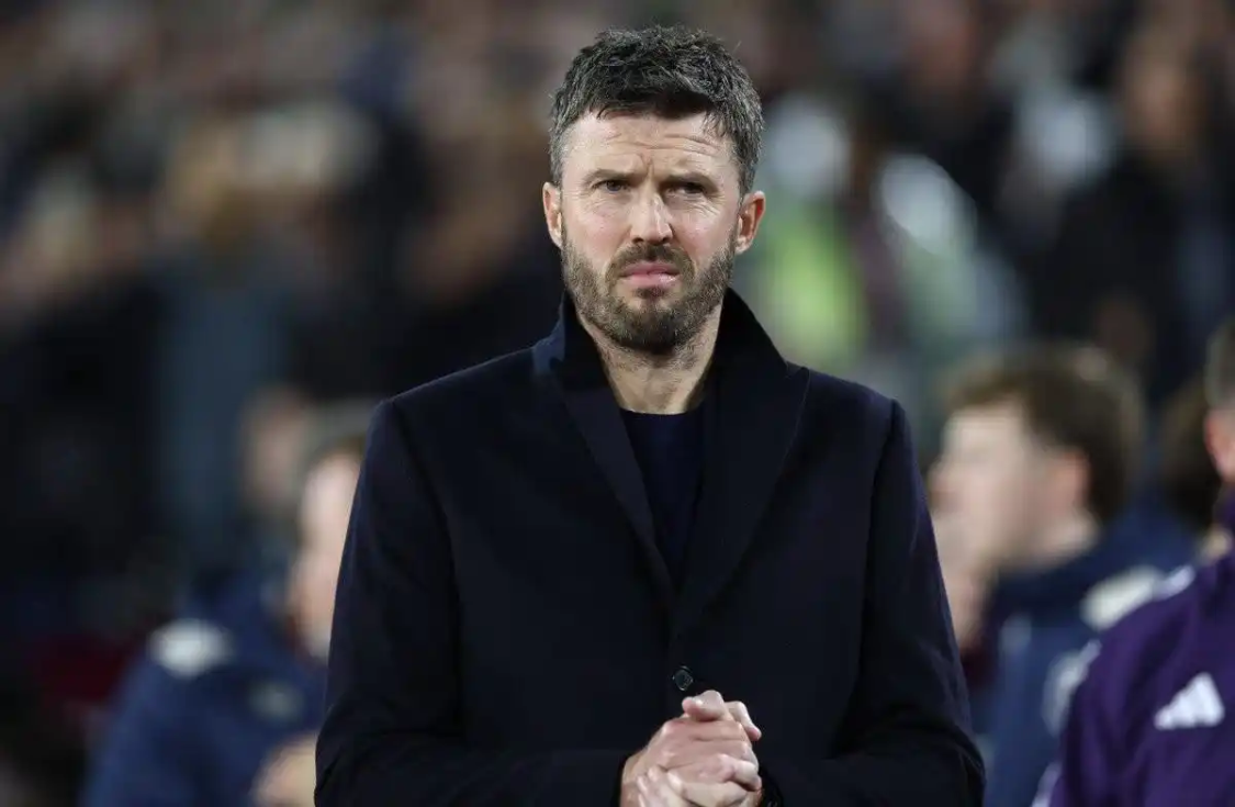 曼联3-1维拉，B费2助攻，胖虎进球，欧冠稳了